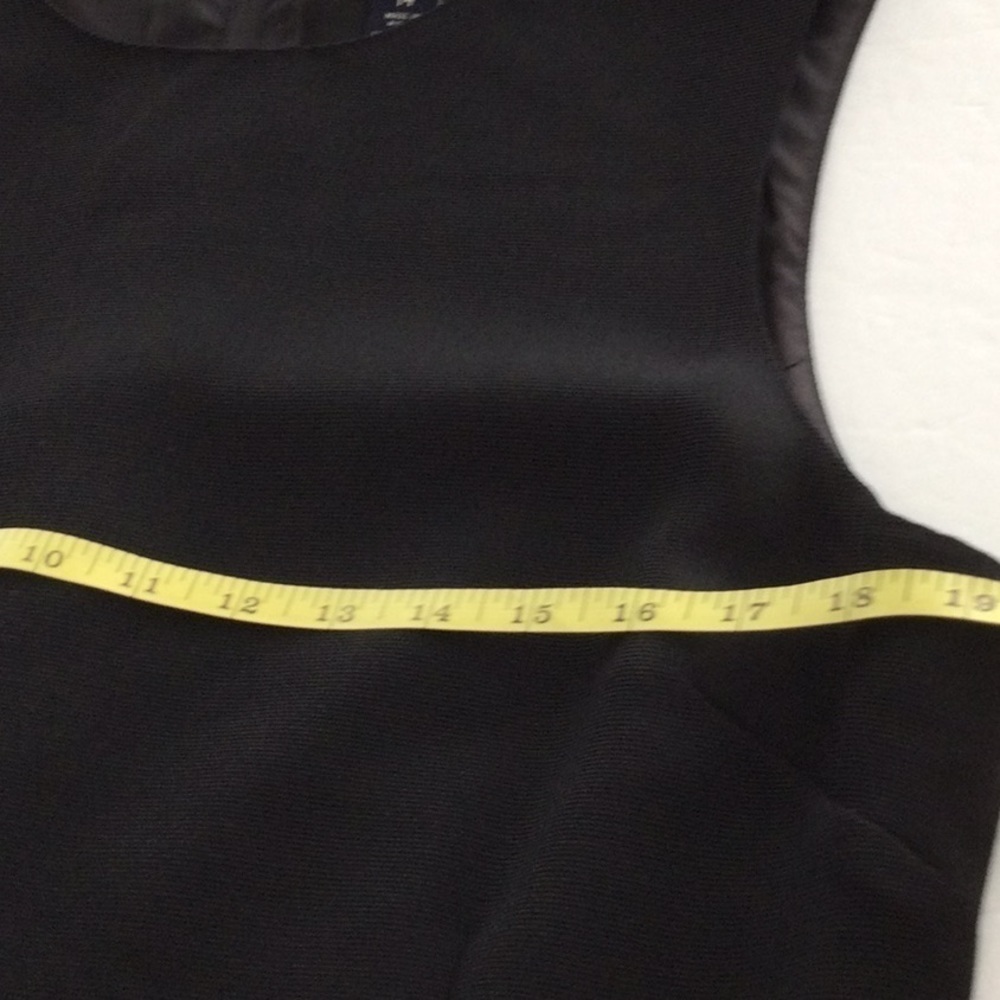 Woman’s Ann Klein Sleeveless Black Top Size 14. Zipper down back lined. #29 - Picture 6 of 8